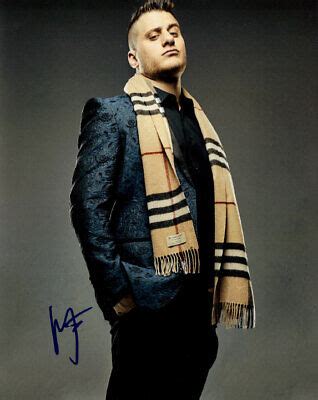 mjf Burberry scarf